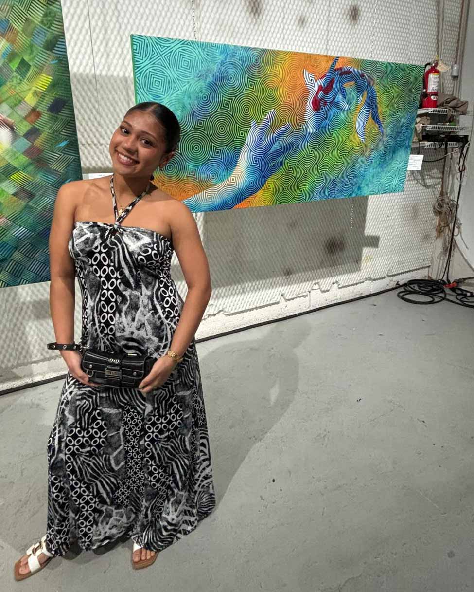 painting at show
