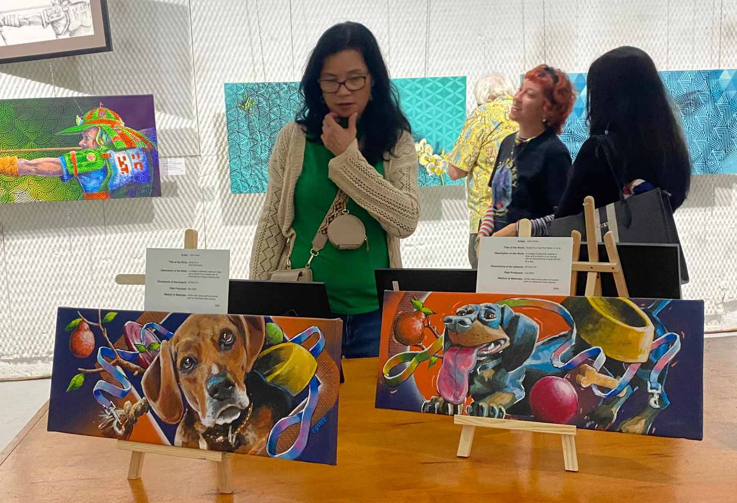 painting at show